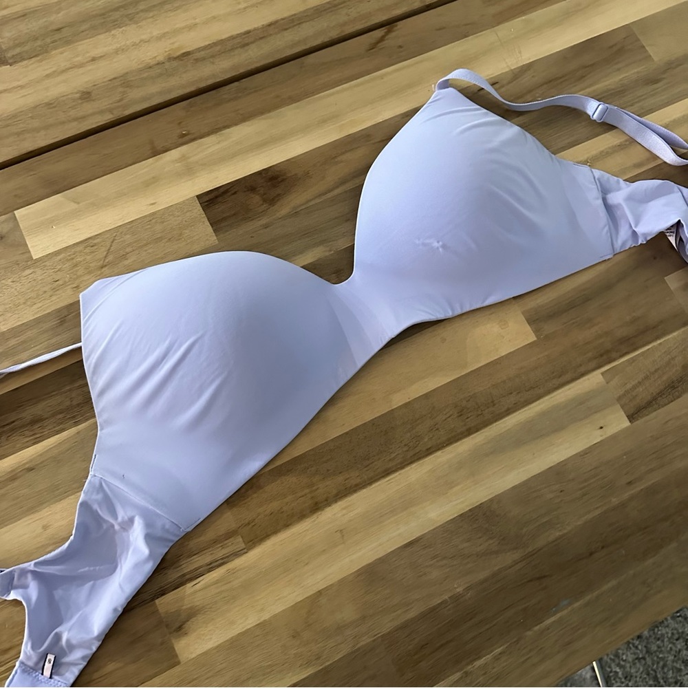 VS t shirt wireless bra